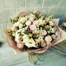 Букет цветов из:  Альстромерии, Розы и Хризантемы #REPLACE_PRED# Герменчуке